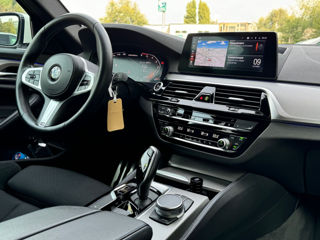 BMW 5 Series foto 10