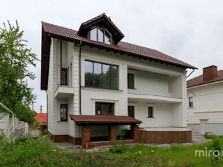 Se vinde casă amplasată pe str. Prieteniei, Dumbrava, Chișinău foto 6