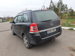 Opel Zafira foto 3