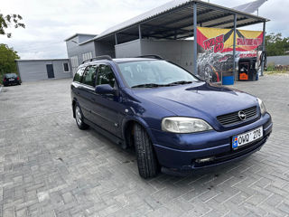 Opel Astra foto 2