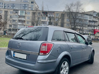 Opel Astra foto 4