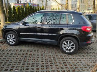 Volkswagen Tiguan foto 2