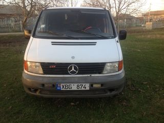 Mercedes Vito foto 2