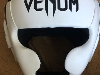 Шлем для единоборств Venom