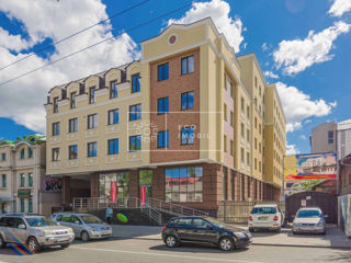 Centru, str. Vasile Alecsandri, vânzare oficiu, spațiu comercial, 200 m.p, 500000€