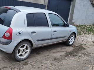 Renault Clio foto 5