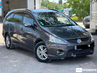 Mitsubishi Grandis foto 4