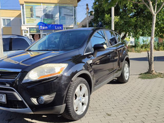 Ford Kuga foto 4