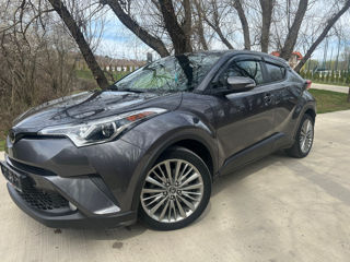 Toyota C-HR foto 3