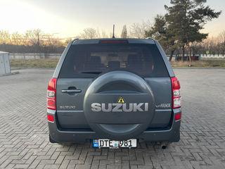 Suzuki Grand Vitara foto 4