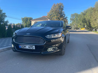 Ford Fusion foto 4