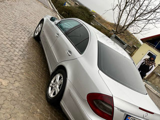 Mercedes E-Class foto 9