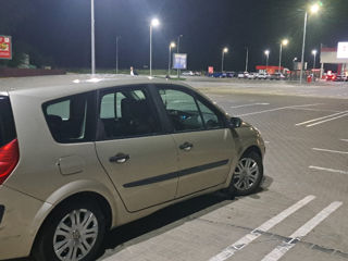 Renault Grand Scenic foto 7