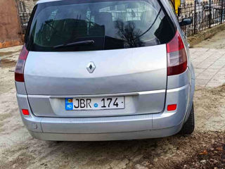 Renault Grand Scenic foto 4