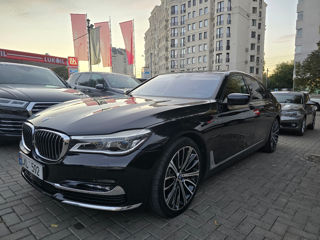 BMW 7 Series foto 2