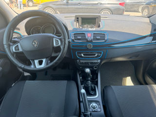 Renault Megane foto 9