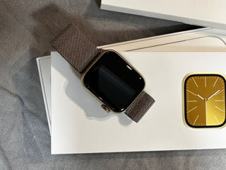 Apple Watch Series 9 41 mm Gold/ Gold Milanese Loop foto 4