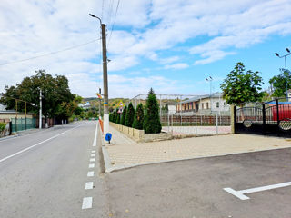Urgent! Se vinde casă în centrul satului Pojoreni r-nul Ialoveni. Prețul 31000 euro foto 4