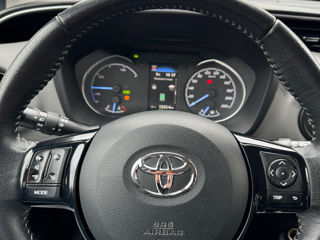 Toyota Yaris foto 14