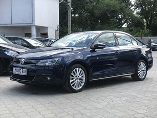 Volkswagen Jetta foto 4