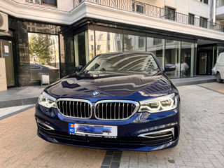 BMW 5 Series foto 2