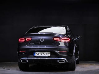 Mercedes GLC foto 4