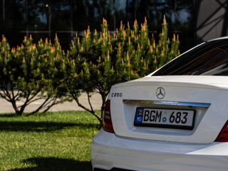 Mercedes C-Class foto 6