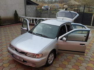 Nissan Almera foto 7