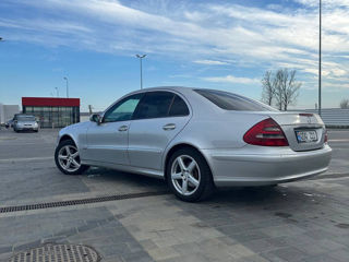 Mercedes E-Class foto 7