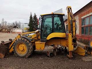 Komatsu WB93 si WB97 dezmembrez foto 1