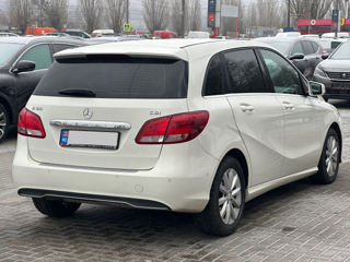 Mercedes B-Class foto 3