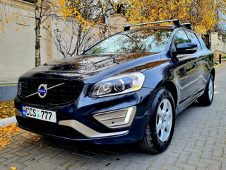 Volvo XC60 foto 2