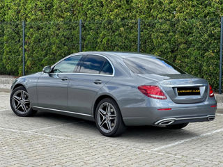 Mercedes E-Class foto 6