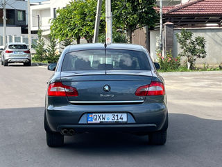 Skoda Superb foto 6