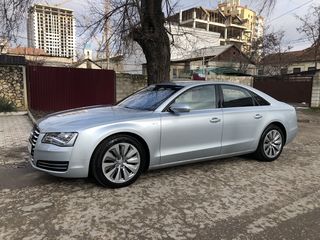 Audi A8 foto 2