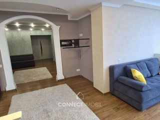 Apartament cu 3 camere, 94 m², Botanica, Chișinău foto 3