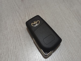 Ключ для Toyota Corolla