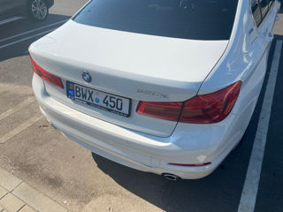 BMW 5 Series foto 4