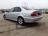 BMW 5 Series foto 5