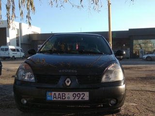 Renault Clio foto 4