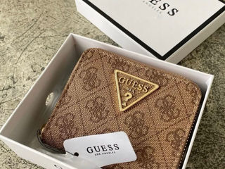 Продам кошелек от Guess! Оригинал