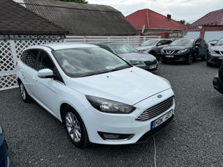 Ford Focus foto 15