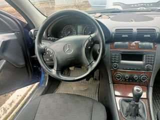 Mercedes C Class foto 2