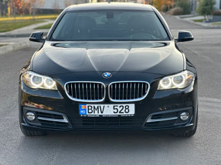 BMW 5 Series foto 2