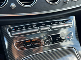 Mercedes E-Class фото 14