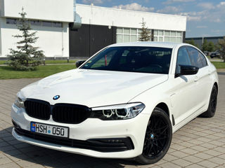 BMW 5 Series foto 1