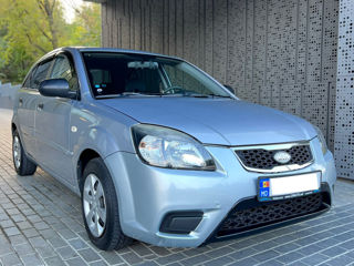 KIA Rio foto 2