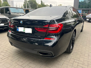 BMW 7 Series foto 6