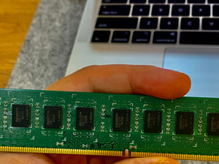 Память ADATA 4GB DDR3 foto 1