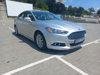 Ford Fusion foto 3